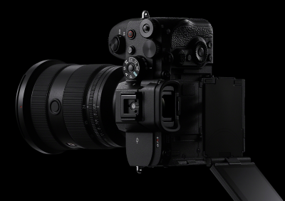 ILCE-7RM5 | Interchangeable-lens Cameras | Sony UK