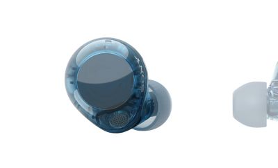 Audífonos azules transparentes que se muestran uno al lado del otro con el audífono izquierdo de frente y el audífono derecho girado hacia un lado para que se puedan ver desde todos los ángulos