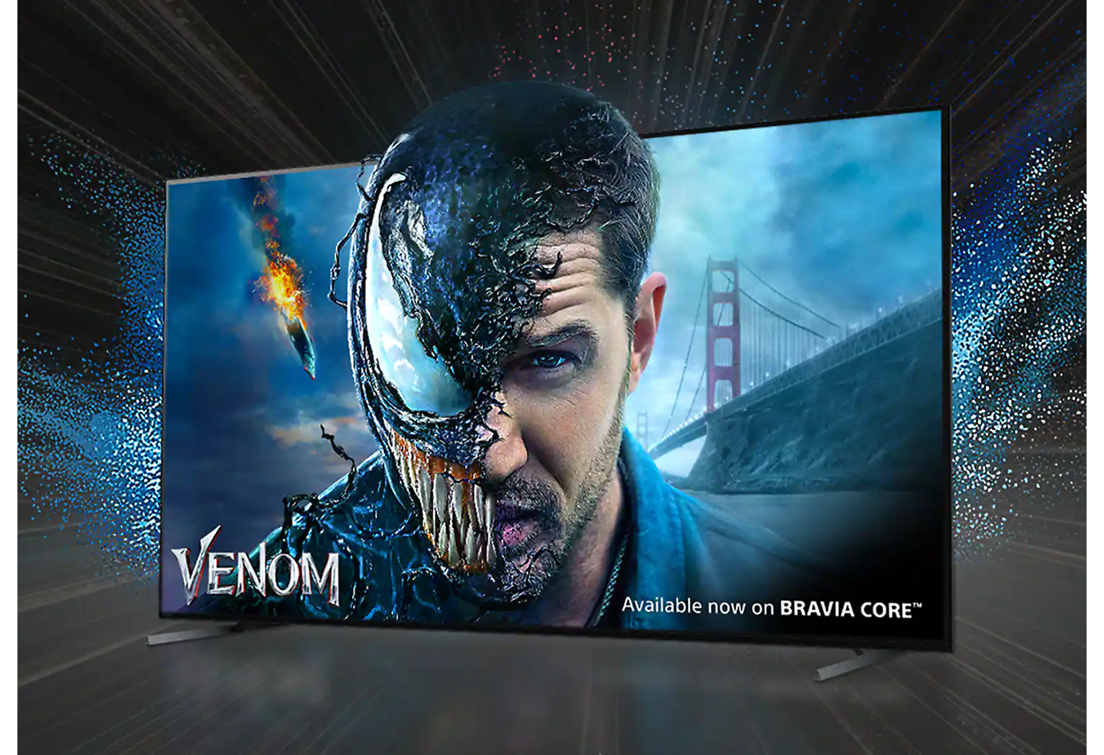 TV BRAVIA con la película Venom en pantalla