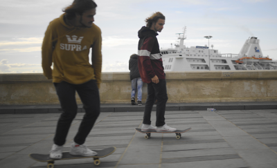 Enfoque automático rápido híbrido para películas