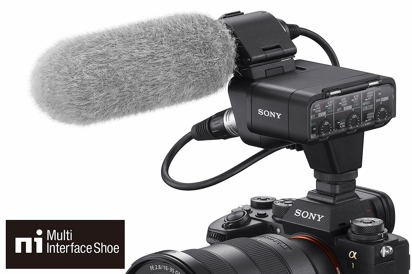 Externí mikrofon připojený k fotoaparátu α1