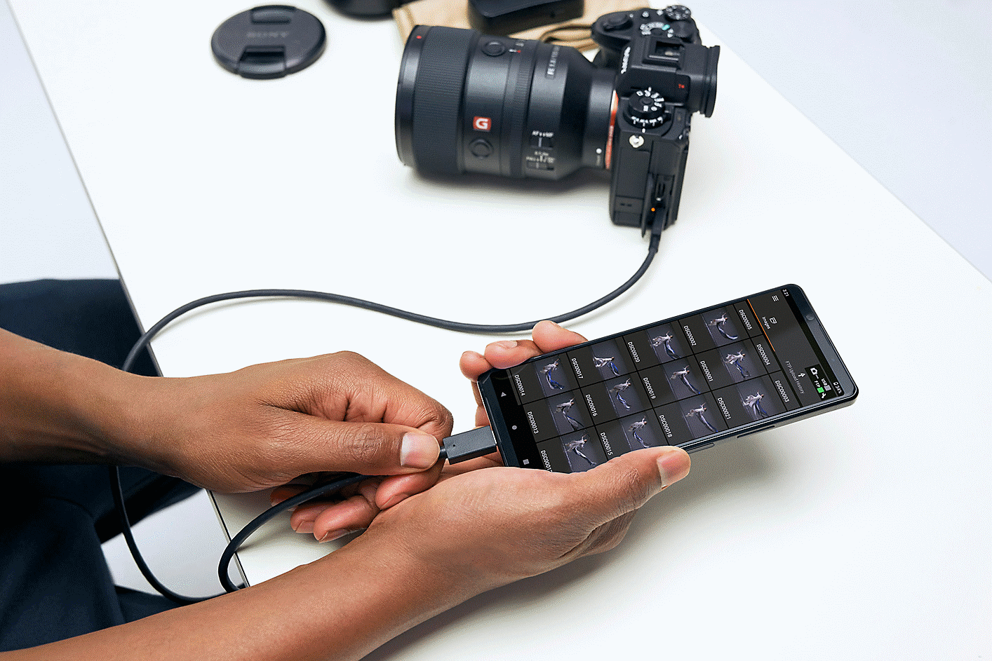 Connecting a smartphone to the α1