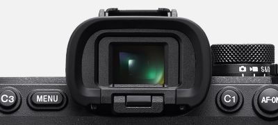 3.68 megadot high-definition Quad-VGA OLED viewfinder