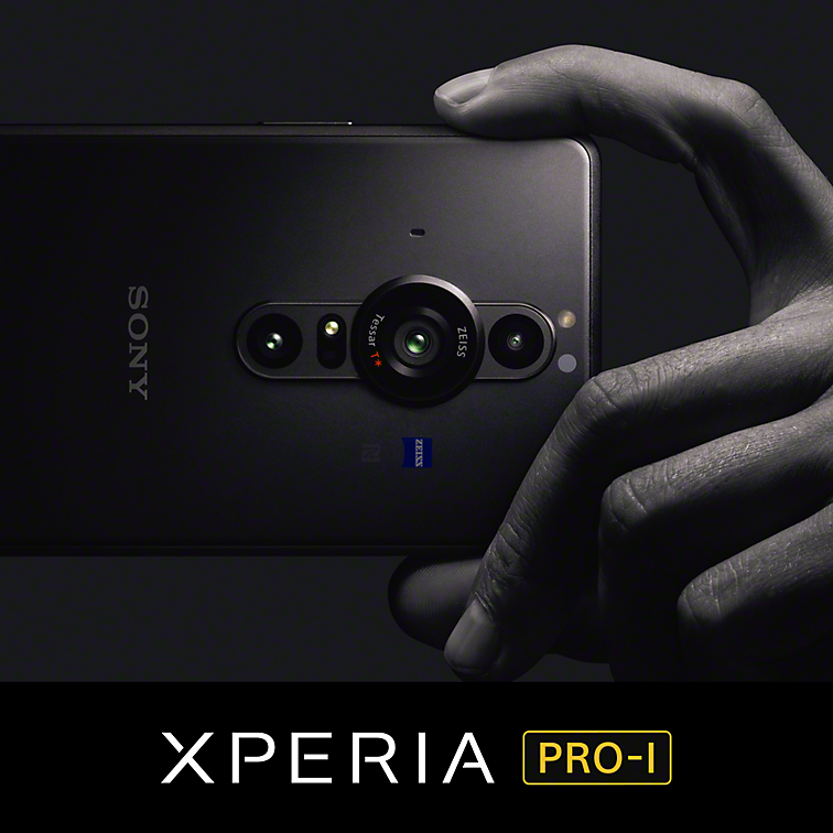 A hand holding a black Xperia PRO-I smartphone above Xperia PRO-I logo.