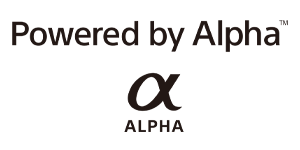 Логотип «Powered by Alpha» написан черным цветом с символом Alpha ниже на белом фоне.