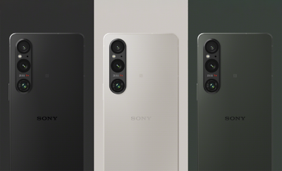 Line-up of three rear-facing Xperia 1 V smartphones in Black, Platinum Silver and Khaki Green