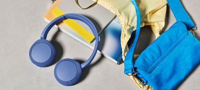 Playful colours, lightweight for all-day comfort