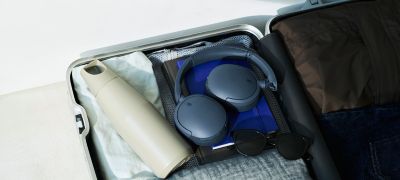 Refined styling with travel-friendly foldable design
