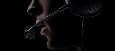Natural, easy-to-hear voice