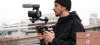 Imagen de situación de un hombre usando un estabilizador para grabar una película