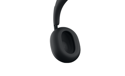Feature1 Spacious Earcup 07 D?$mediumstaticimagehotspot$&fmt=png alpha