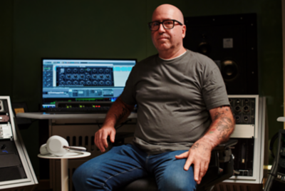 Feature2 1000X engineer Chris Gehringer D?$smallStaticImage$&fmt=png alpha