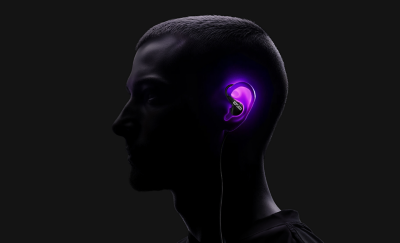 Silueta de una persona de perfil llevando unos INZONE E9 que brillan en color morado.