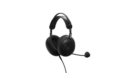 Vista de 360° de los audífonos tipo diadema negros sobre un fondo blanco