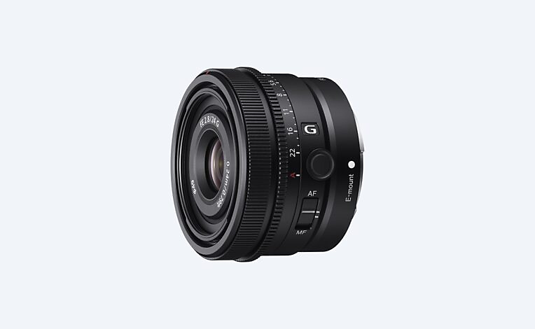 Zijaanzicht van de SEL24F25G lens van Sony