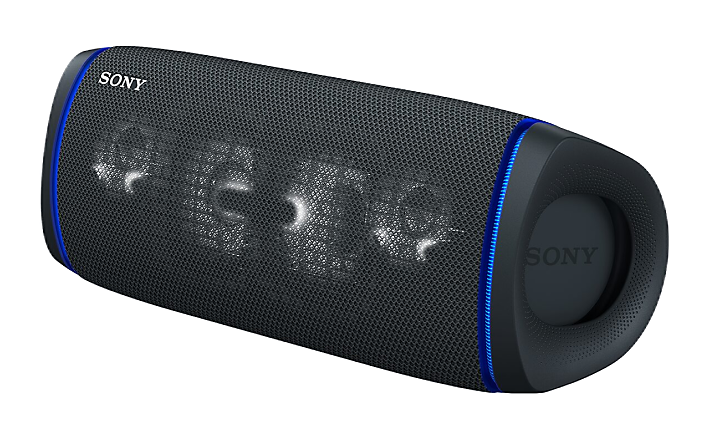 Záber spredu na čierny model prenosného reproduktora Sony