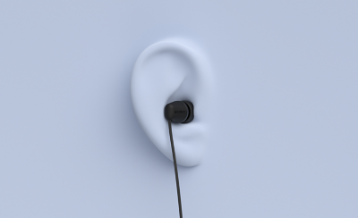 Крупный план проводных наушников-вкладышей IER-EX15C, плотно сидящих в ухе