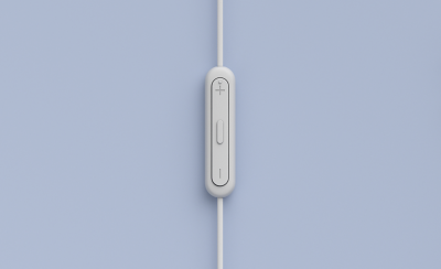 Крупный план наушников IER-EX15C со встроенным пультом