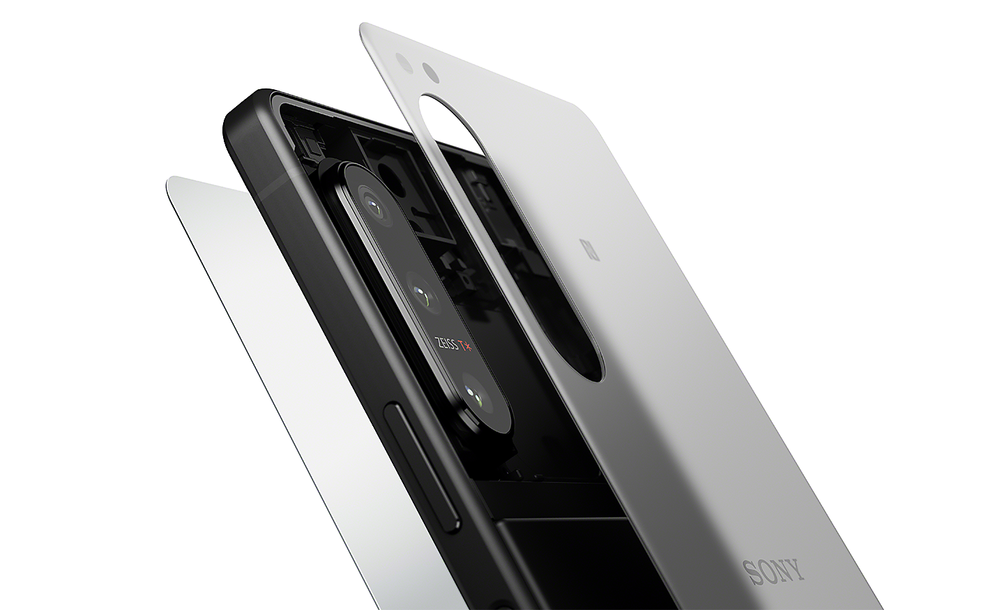 Rozložený pohľad na smartfón Xperia 5 IV so sklom Corning® Gorilla® Glass Victus® vpredu aj vzadu