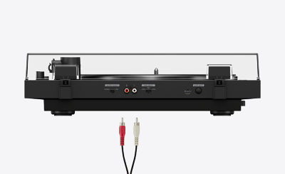 Primer plano del panel posterior del PS-LX5BT con las salidas y los controles