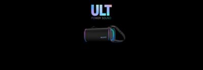 ลำโพง ULT FIELD 5 สีดำที่วางนอนอยู่พร้อมกับสายคล้องพกพาบนฉากหลังสีดำที่อยู่ถัดจากโลโก้ ULT POWER SOUND สีสันสดใสขนาดใหญ่