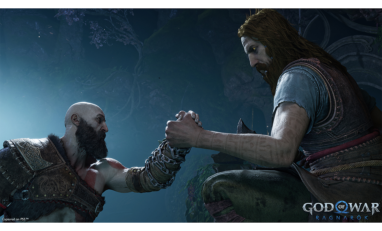 Scena iz igre „God of War: Ragnarok“ prikazuje rukovanje dvojice ratnika