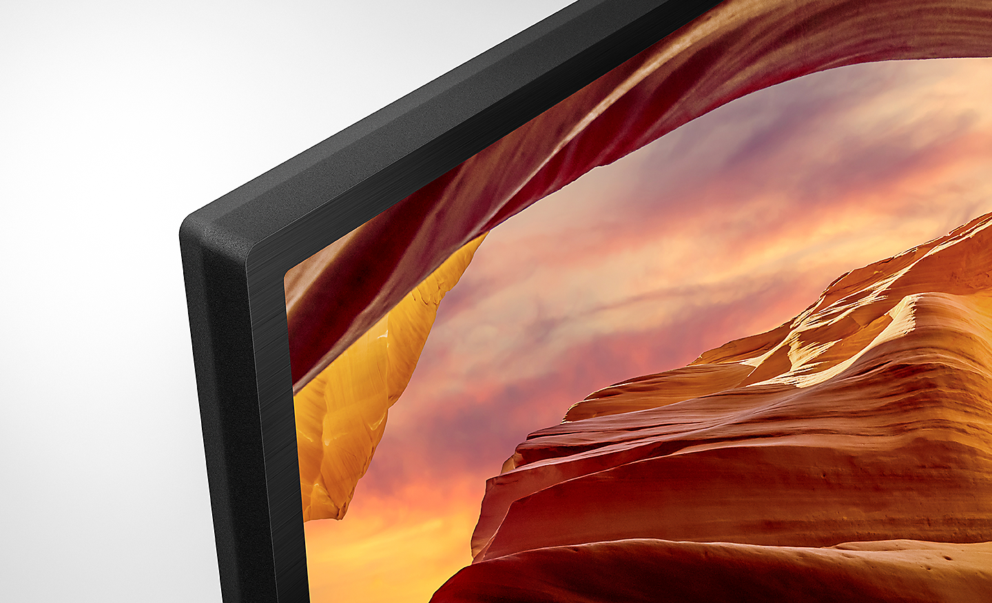 Close-up of the bezel of X75WL Series BRAVIA TV
