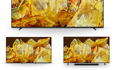 תמונה של שלוש טלוויזיות X90L Series BRAVIA המציגה מעמד בהגדרה סטנדרטית, הגדרה צרה והגדרת מקרן קול