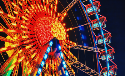 Screenshot showing fairground ferris wheel