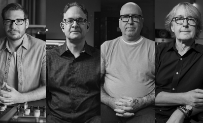 Bốn bức ảnh đen trắng cạnh nhau chụp 4 người đàn ông đang nhìn về phía máy ảnh