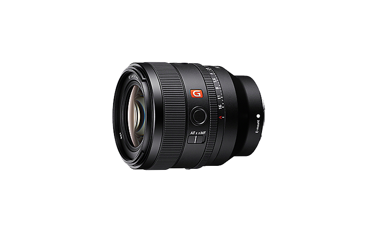 Zijaanzicht van de SEL50F14GM lens van Sony