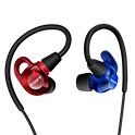 Audífonos Sony azules y rojos que muestran el gancho para oreja flexible