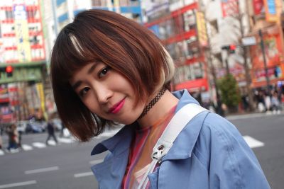 Portraits of women in the city