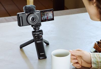 Cámara Sony Zv 1F para Vlogging con Kit de Accesorios para Vlogger Blanco I  Oechsle - Oechsle