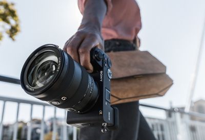 Sony α6700 Sony Alpha 6700 – APS-C Interchangeable Lens Camera with