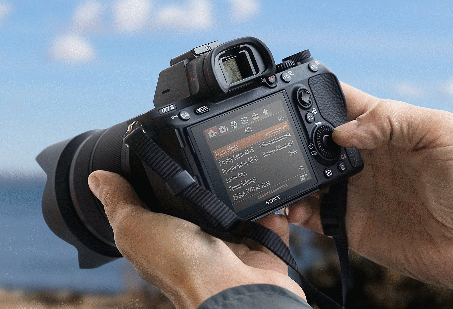 Alpha 7 III Camera with 35mm Full-Frame Image Sensor | ILCE-7M3 