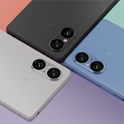 Image of three Xperia 5 Vs in black, silver and blue angled to meet in the centre of the picture