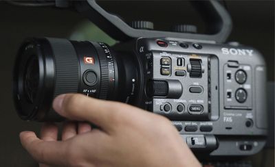 Close-up of the FX6 being used to film