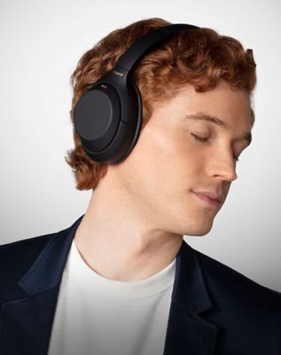 WH-1000XM5 headphones